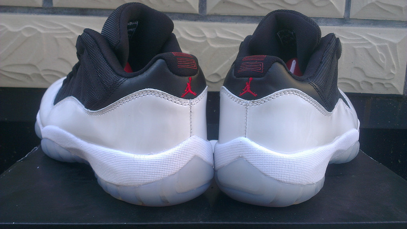 Air Jordan 11 Mens Shoes A Black/White Online